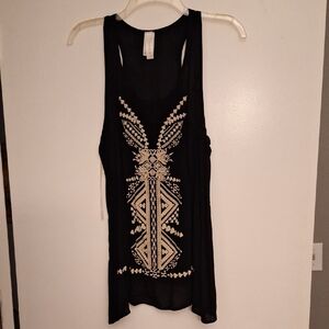Elegant Black Tank Top with Cream Design